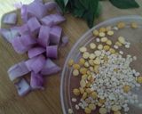 A picture of step 2 of Cabbage poriyal.