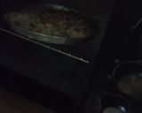 Foto langkah ke 6 dari resep Pizza Sosis Simple #97.