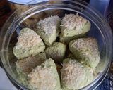 Foto langkah ke 9 dari resep Kukis kelapa pandan.