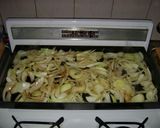 Foto del paso 3 de la receta: Chorizos a la pomarola en la plancheta ⚽