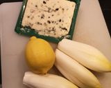 Une image de l'étape 1 de Salade endive sauce roquefort.