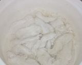 Foto del paso 3 de la receta: Tiritas de suprema salteadas al ajo con papas y arvejas