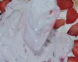 Foto del paso 4 de la receta: Torta Helada de Merengue frutilla
