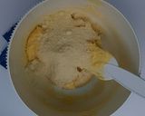 Foto langkah ke 2 dari resep Almond Cheesy Cookies.