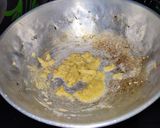 A picture of step 4 of Italian white sauce pasta.