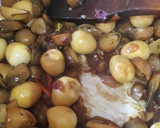 Foto langkah ke 3 dari resep Oseng Jamur Merang dan Telur Puyuh.