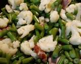 Cauliflower, Green Beans, and Ham pieces recipe step 1 photo