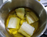 Foto del paso 2 de la receta: Bacalao confitado con muselina de ajo