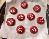 रेड वेलवेट कुकिज (red velvet cookies recipe in marathi) रेसिपी स्टेप 5 फोटो