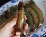Hình bước làm 2 của món Tôm Hoàng Kim đãi tiệc cuối tuần
