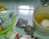 Foto langkah ke 1 dari resep Brownies kukus toping keju.