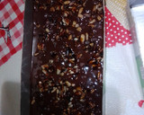 Foto del paso 3 de la receta: Chocolate negro con pipas a la miel y sal