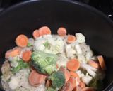 Foto del paso 2 de la receta: Arroz con Pollo Sancochado y Vegetales