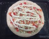 Foto langkah ke 6 dari resep Pizza Home Made tanpa ulen tanpa telur full Keju.