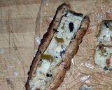 A picture of step 5 of Cheesy Kabab Bread Roll.