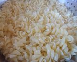 Rakott brokkolis csirke tésztával recept fázis 4 fotója