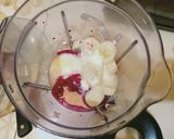Foto langkah ke 2 dari resep Jus Buah Naga & Pisang.