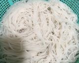 Hình bước làm 1 của món Hến Xào Bún Gạo
