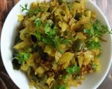 A picture of step 3 of Beans and cabbage curry.