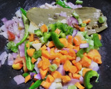ஹார்ட் வடிவிலான நெய் கிச்சடி (Nei khichadi recipe in tamil) ரெசிபி ஸ்டேப் 2 புகைப்படம்