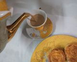 A picture of step 3 of Gur wali chai.