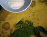 Foto langkah ke 2 dari resep Ayam Goreng Kremes.