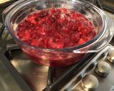 Une image de l'étape 6 de Compote de cerises et pêches de vigne.