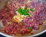A picture of step 2 of Paneer Bhurji.