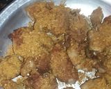 A picture of step 3 of Tomatoes chutney with fry fish.