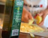 Foto del passaggio 4 della ricetta Pizza ad occhio di Assunta