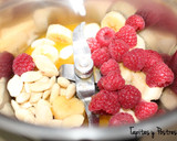Foto del paso 2 de la receta: Smoothie de frambuesas, plátanos y almendras