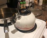 A picture of step 1 of Japanese cherry blossom tea.