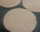 A picture of step 6 of Curd and Carom Mini Fafda Roti.