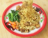 Foto langkah ke 6 dari resep Indomie Ayam Jamur Devina Hermawan.