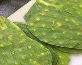 Foto del paso 1 de la receta: Rollos de nopal rellenos de camarones en salsa diabla