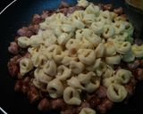Foto del paso 3 de la receta Tortellini de queso con salchichas