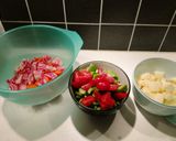 Zöldségkrémleves almával és céklával recept fázis 2 fotója