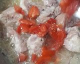 A picture of step 5 of Aalu gobhi with chicken 😋.