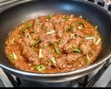 A picture of step 6 of Seekh Kabab Masala.