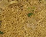 Foto langkah ke 4 dari resep Bakmi nyemek sotel.