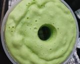 Foto langkah ke 8 dari resep Bolu Pandan Keju Lumer.