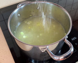 Foto del paso 6 de la receta: Crema fría de puerros y pera