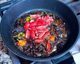 Foto del paso 7 de la receta: Boquerones escabechados con salteado de cherrys y estragón