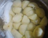A picture of step 2 of Masala baby potatoes.