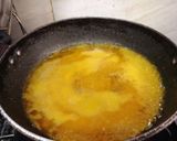 A picture of step 2 of Mango jelly crystal ice cream.