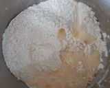 Foto langkah ke 2 dari resep Roti Gulung Abon.