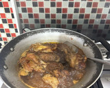 Foto langkah ke 4 dari resep Semur Ayam Pedas.
