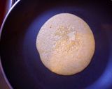 A picture of step 6 of Pineapple flavored pancakes.