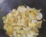 Foto langkah ke 3 dari resep Kering kentang irit miyak dan gas.