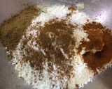 A picture of step 2 of Aloo suji roti.